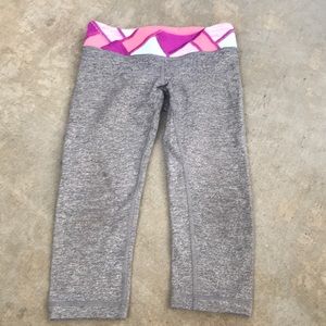 Reversible ivivva crop leggings!!